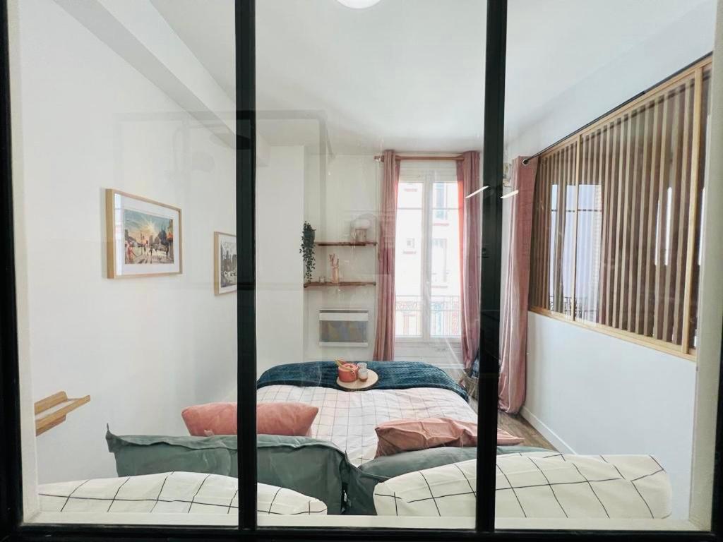 Joli Appartement A 15Min Des Champs Elysee Сент-Уан Экстерьер фото